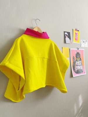 
            
                Load image into Gallery viewer, Lemon High- The Sweatsuit Crop
            
        